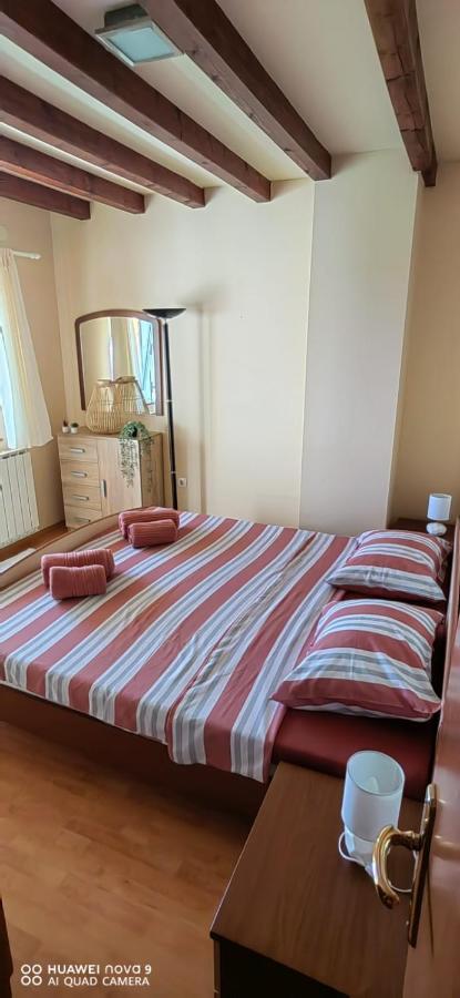 Kuca Za Odmor Vista Mare Villa Marinici  Kültér fotó